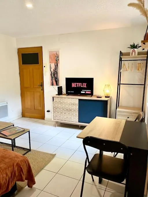 Appart'Terracotta - Au Coeur De Lorgues Apartment